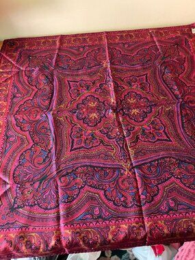 LIZ CLAIBORNE Ladies' Square Scarf/Wrap Made in Japan Multicolor print 31x30,5